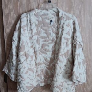 Universal Thread Cream and Tan Open-Front